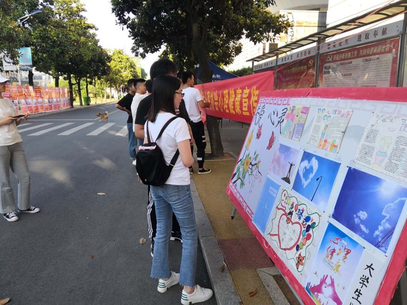 照片3_52304.jpg 照片3.jpg