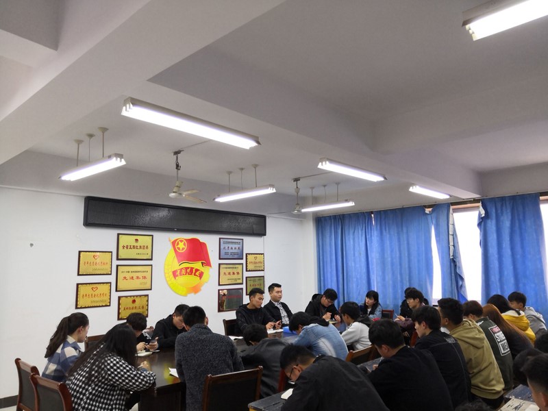 社团培训_11533.jpg 社团培训.jpg