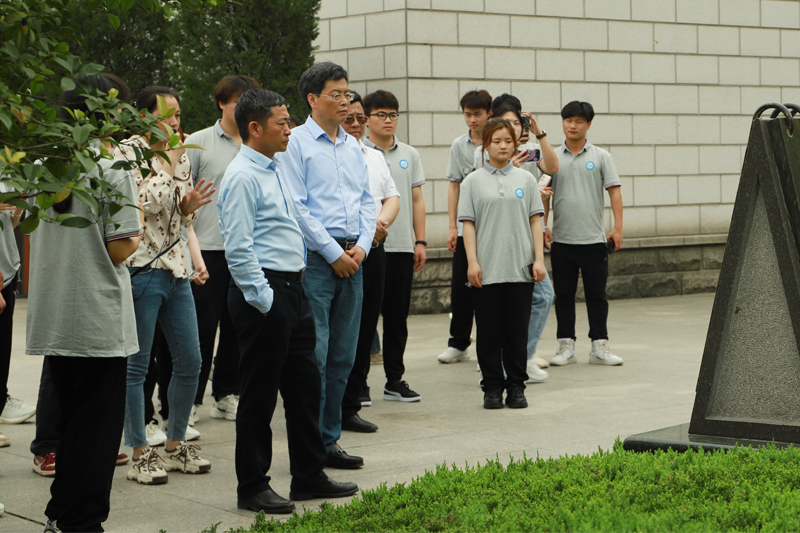 1681965700879036.jpg 1.1.jpg