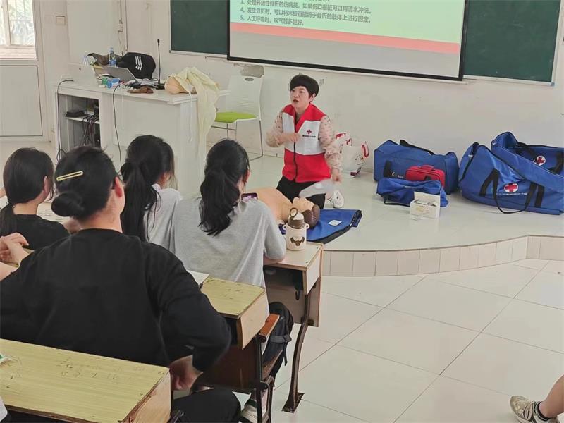 1684743003239652.jpg 急救证书考试 (2).jpg