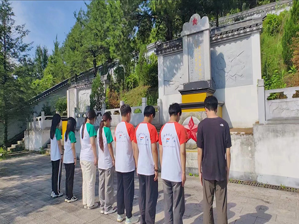 1724899471963931.jpg 2.jpg