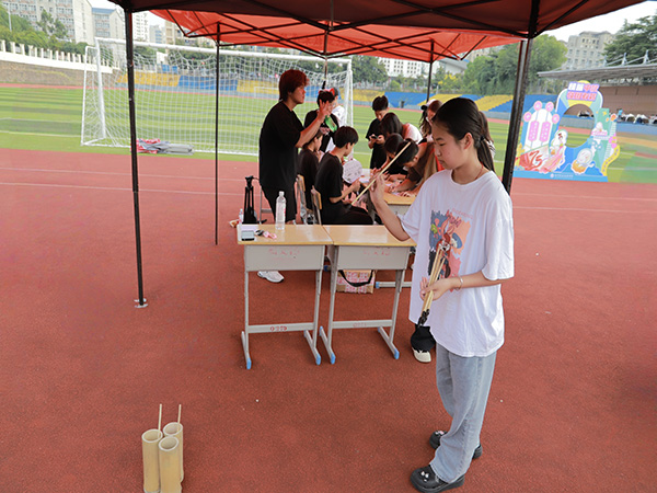 1726801729934164.jpg 255245.jpg